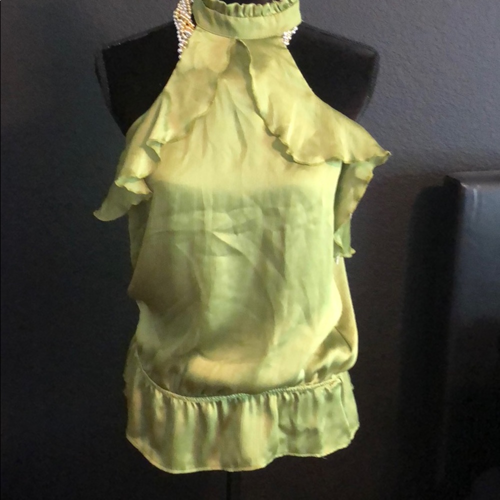 Sleeveless top
